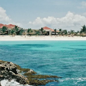 Vacation® Luxury Shine Duo